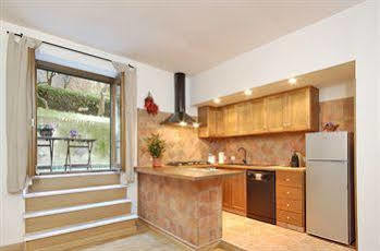 Unique Trastevere Apartment *
